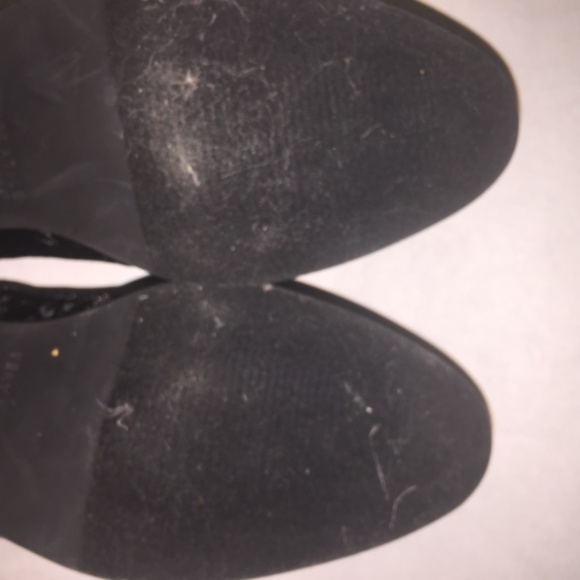 Crush Velvet/ velour ankle Booties - Picture 7 of 8